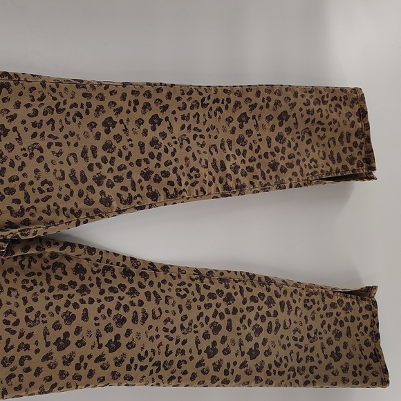 Tru Luxe Jeans Size 12 Animal Printed Hi Waisted Straight Jean with Inseam Slit - Picture 4 of 13